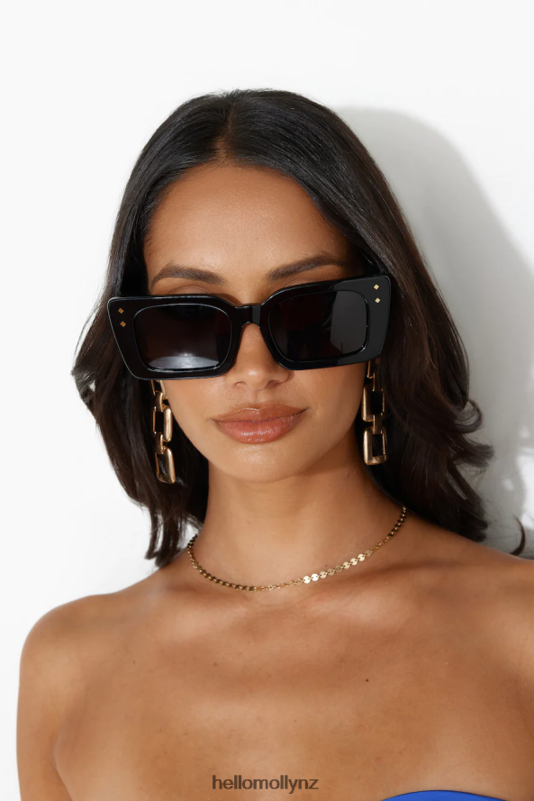 Hello Molly BANBE The Candice Sunglasses Black Ink PBN88610191 Accessories