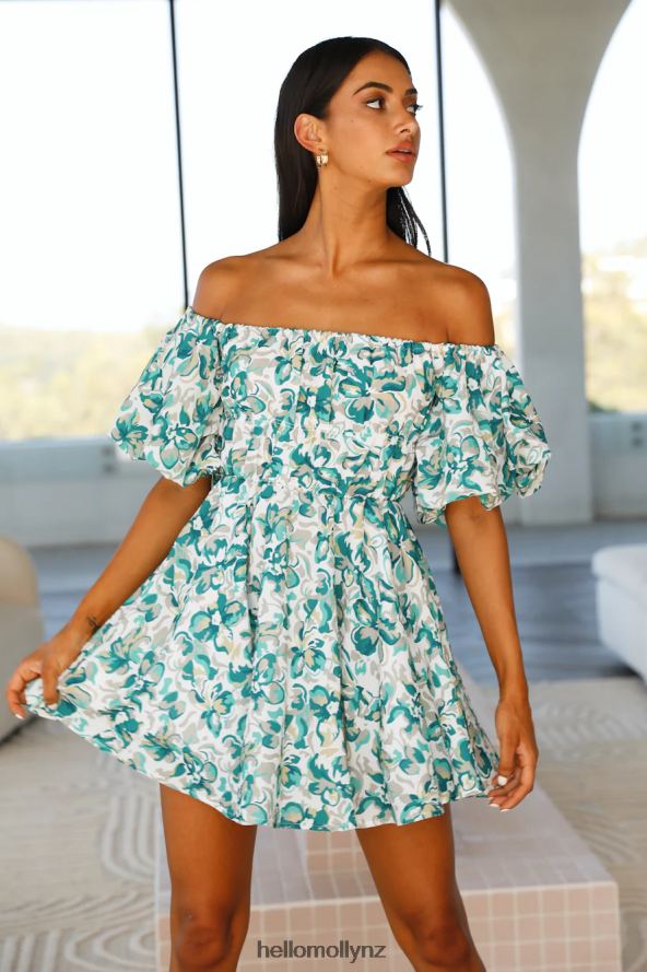 Hello Molly I Wanna Know Dress Green PBN8861114 Clothing