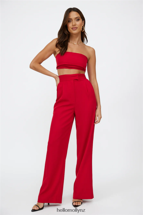 Hello Molly Blind Love Crop Red PBN8868138 Clothing