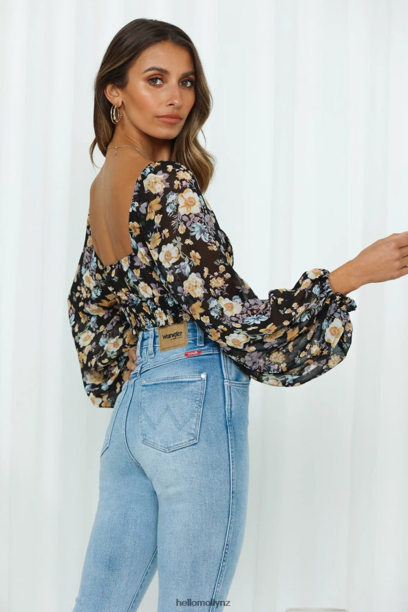 Hello Molly No Thorns Crop Top Black PBN8868337 Clothing