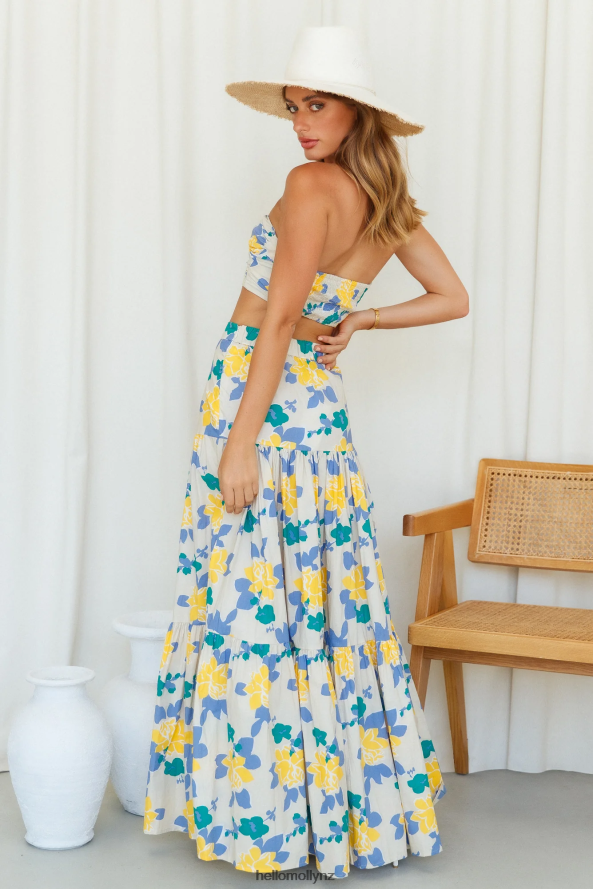 Hello Molly RUNAWAY Kaitlo Top Sand Floral PBN8868469 Clothing