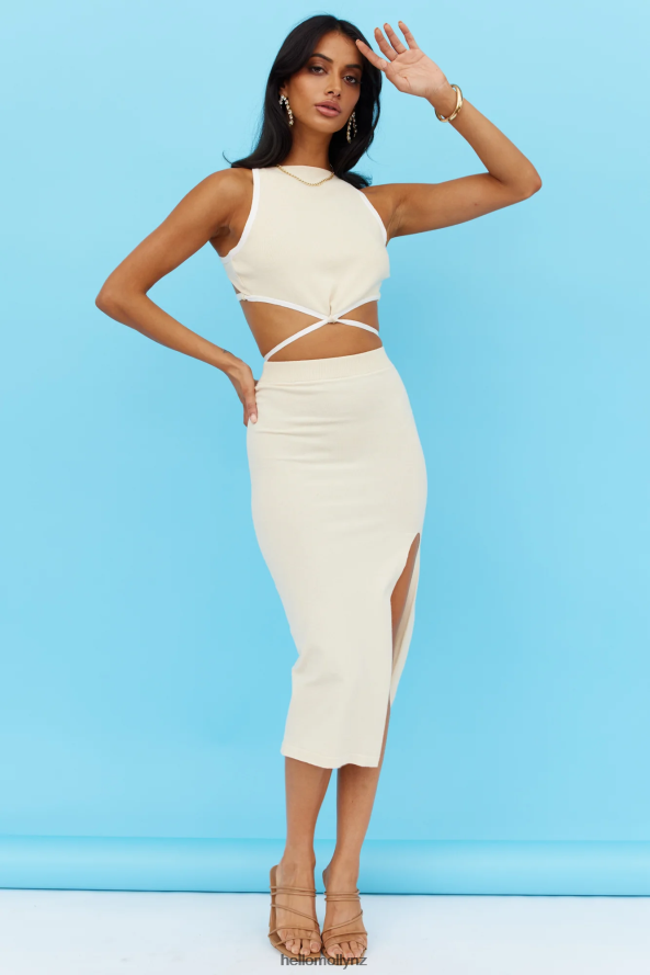 Hello Molly Smiles Only Here Crop Beige PBN8868310 Clothing