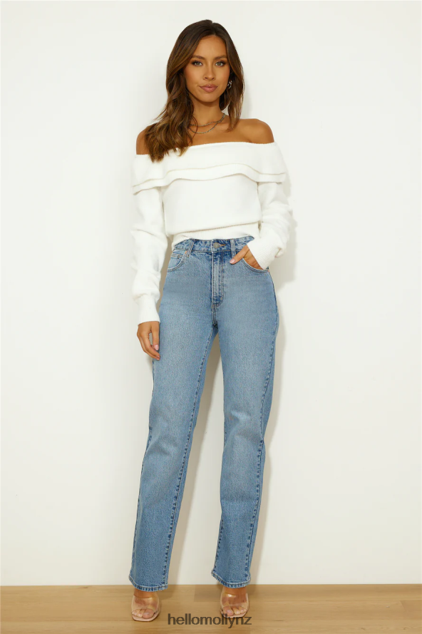 Hello Molly Feeling The Chill Top White PBN8869077 Clothing