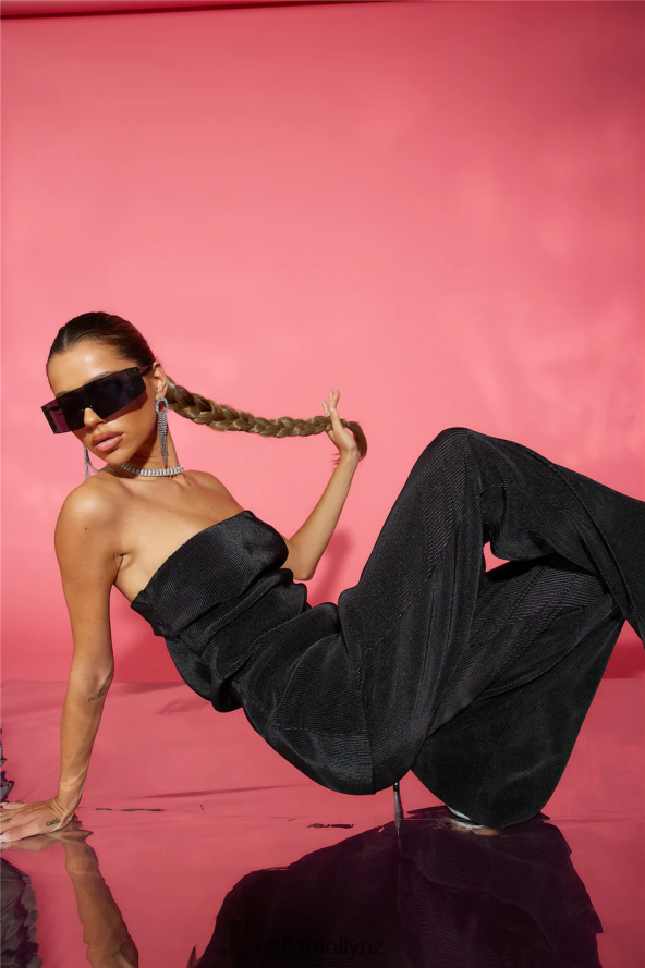 Hello Molly Cover Girl Top Black PBN8868609 Clothing