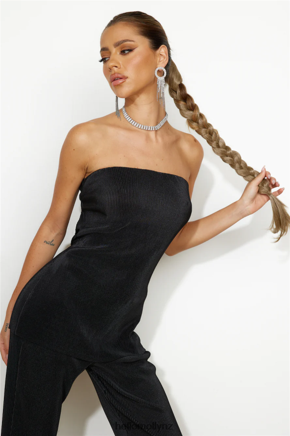 Hello Molly Cover Girl Top Black PBN8868609 Clothing