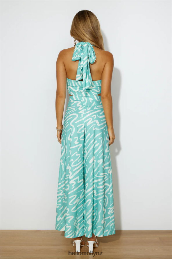 Hello Molly Spill Secrets Crop Sage PBN8868795 Clothing